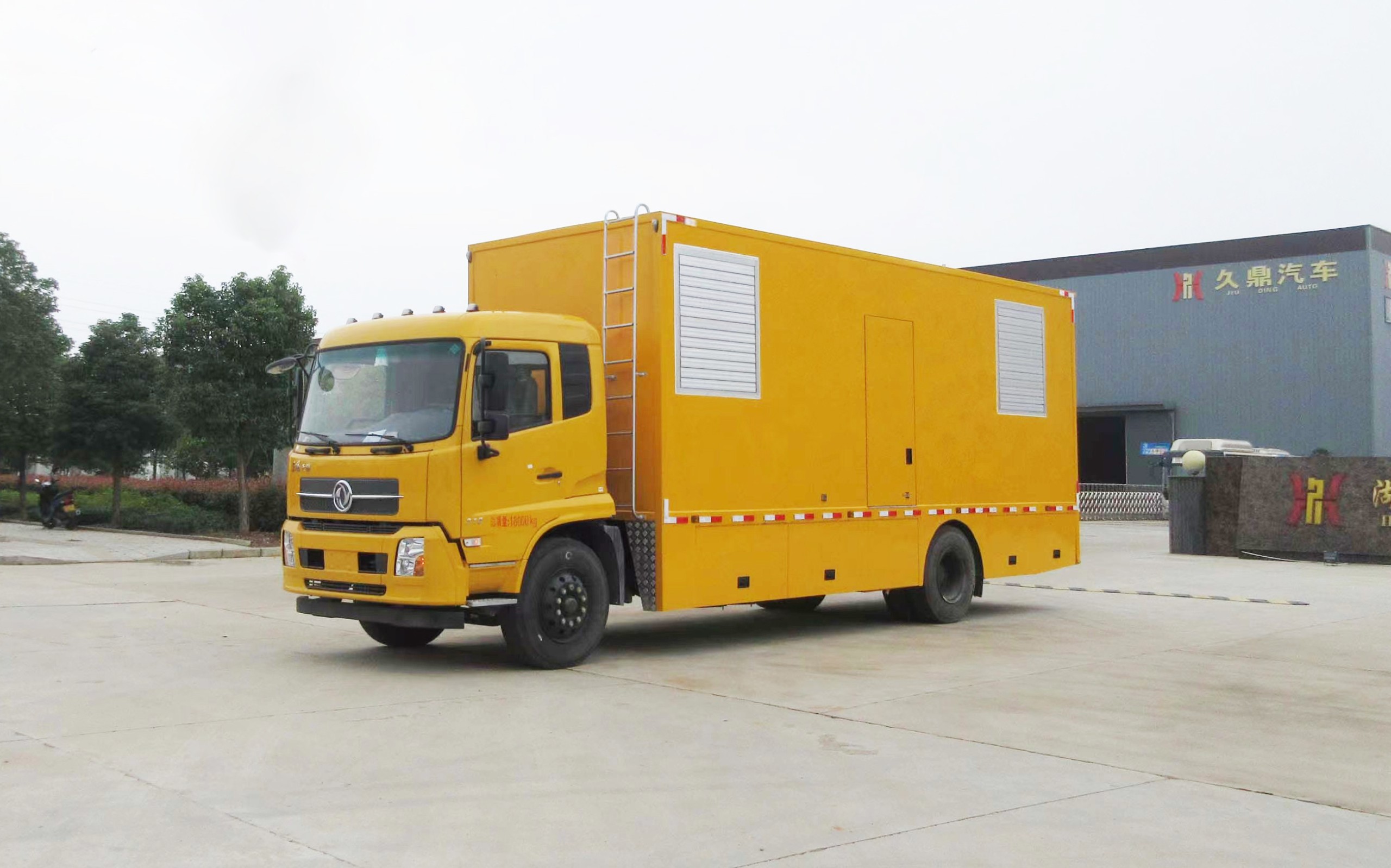 东风天锦电源车