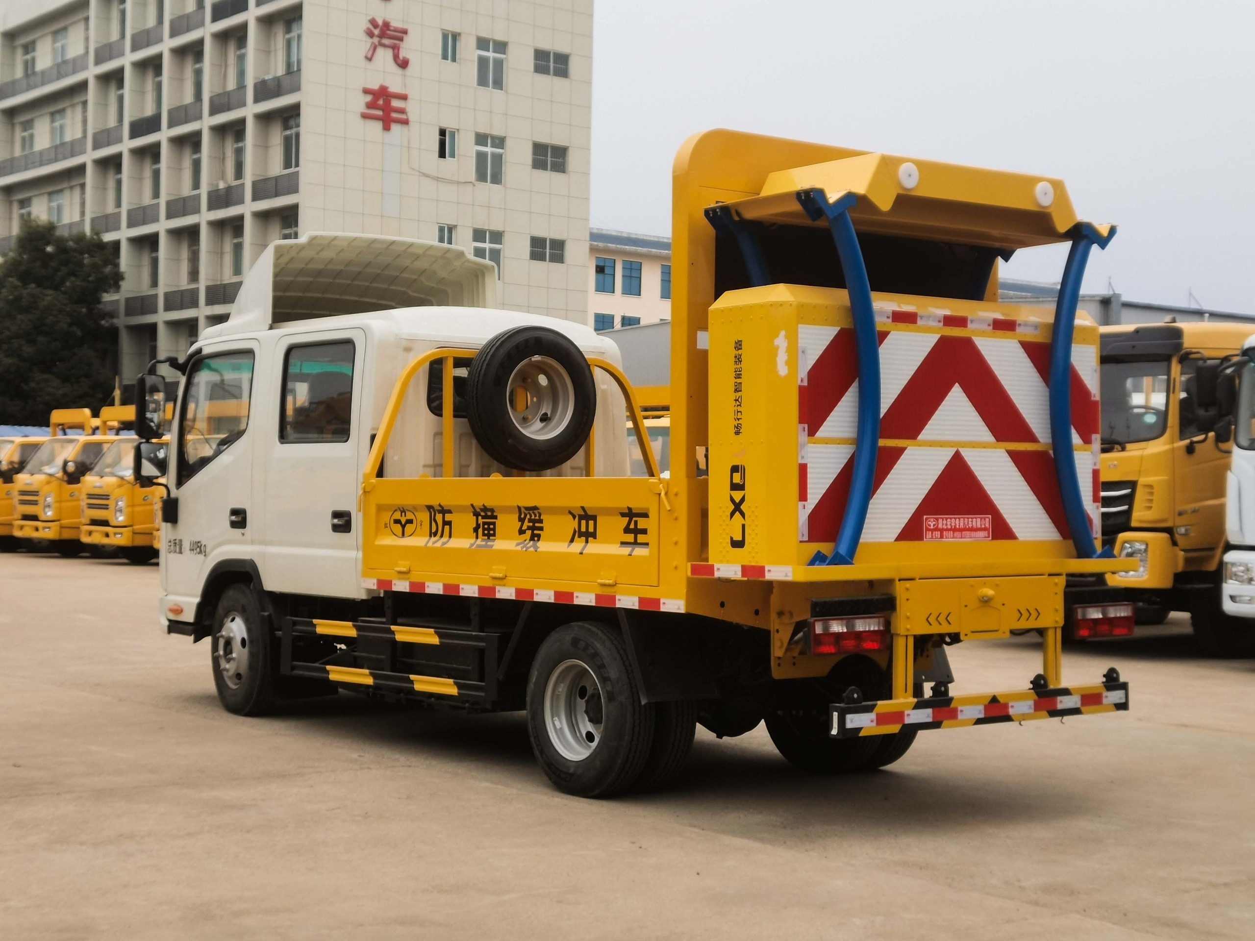 江淮纯电动70/80K防撞缓冲车