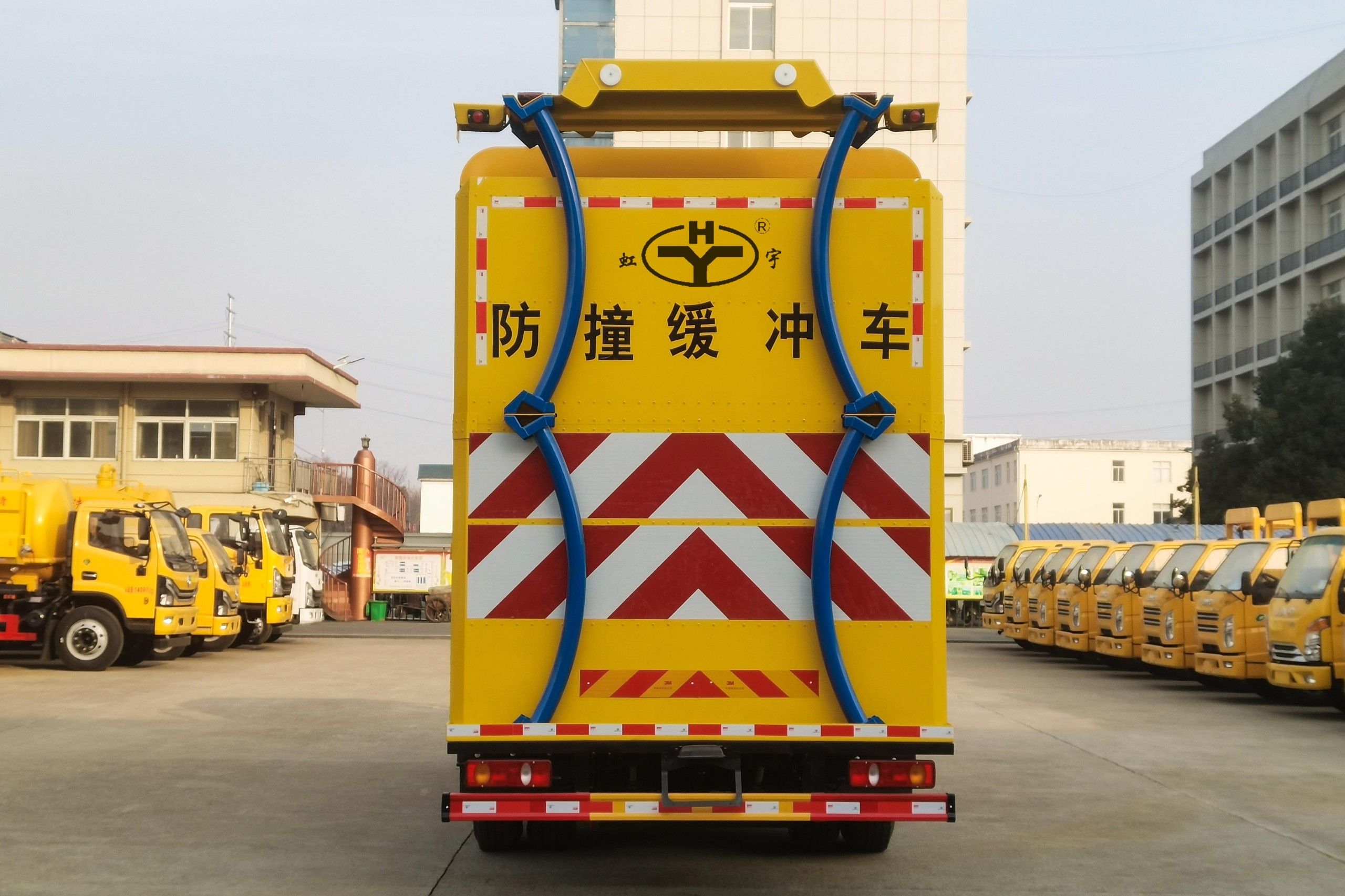 东风K6-100K防撞缓冲车