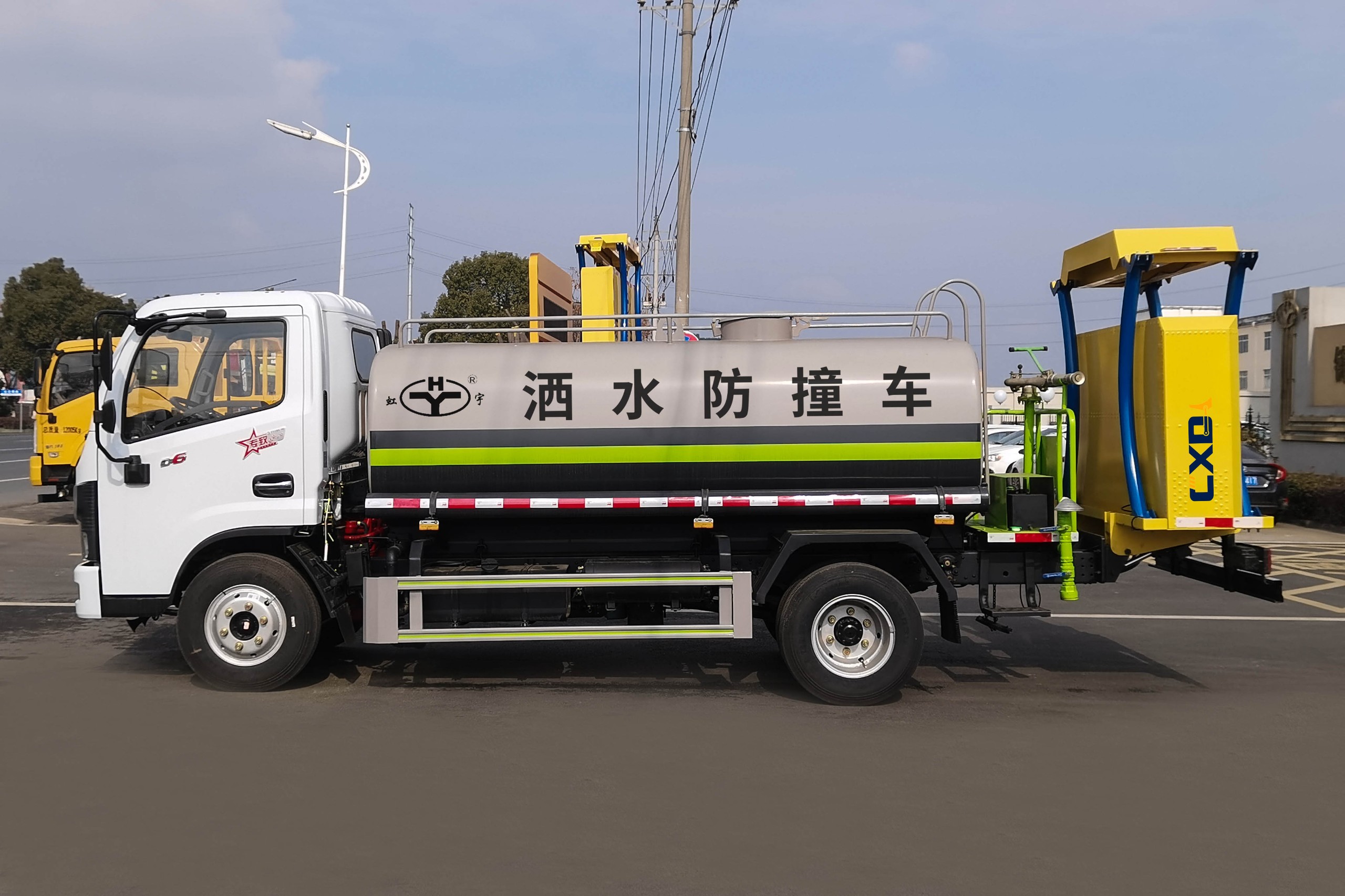 多利卡D6洒水防撞车70K/80K