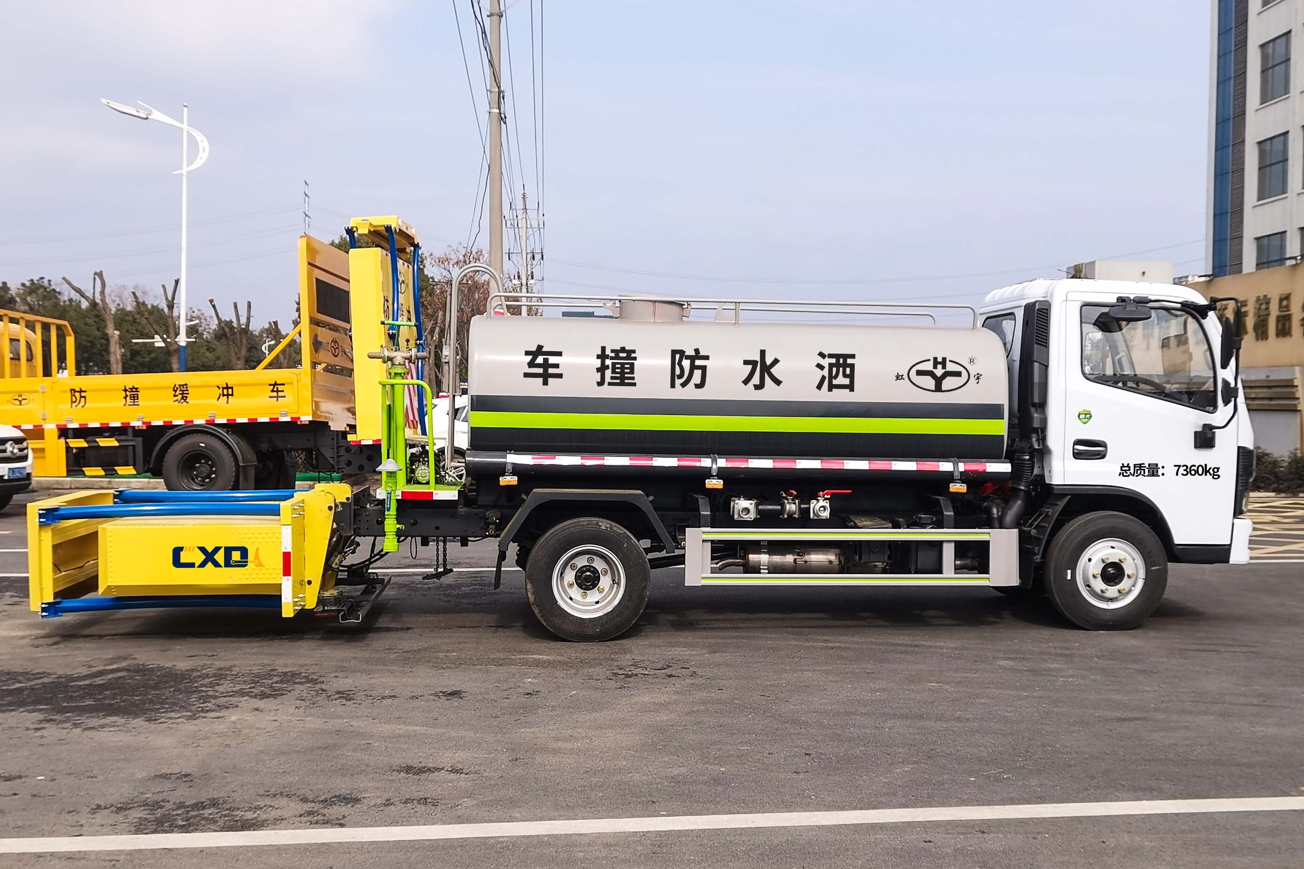 多利卡D6洒水防撞车70K/80K