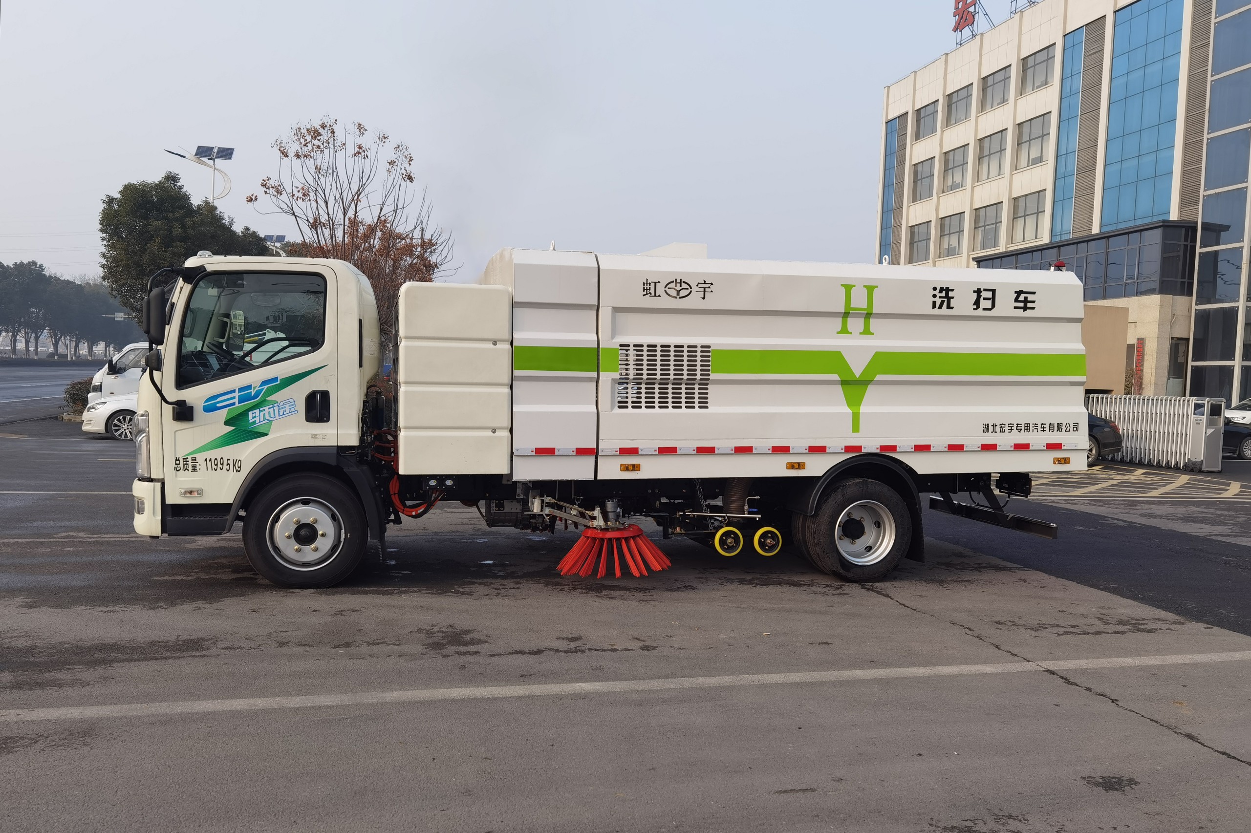 解放8m³纯电动洗扫车